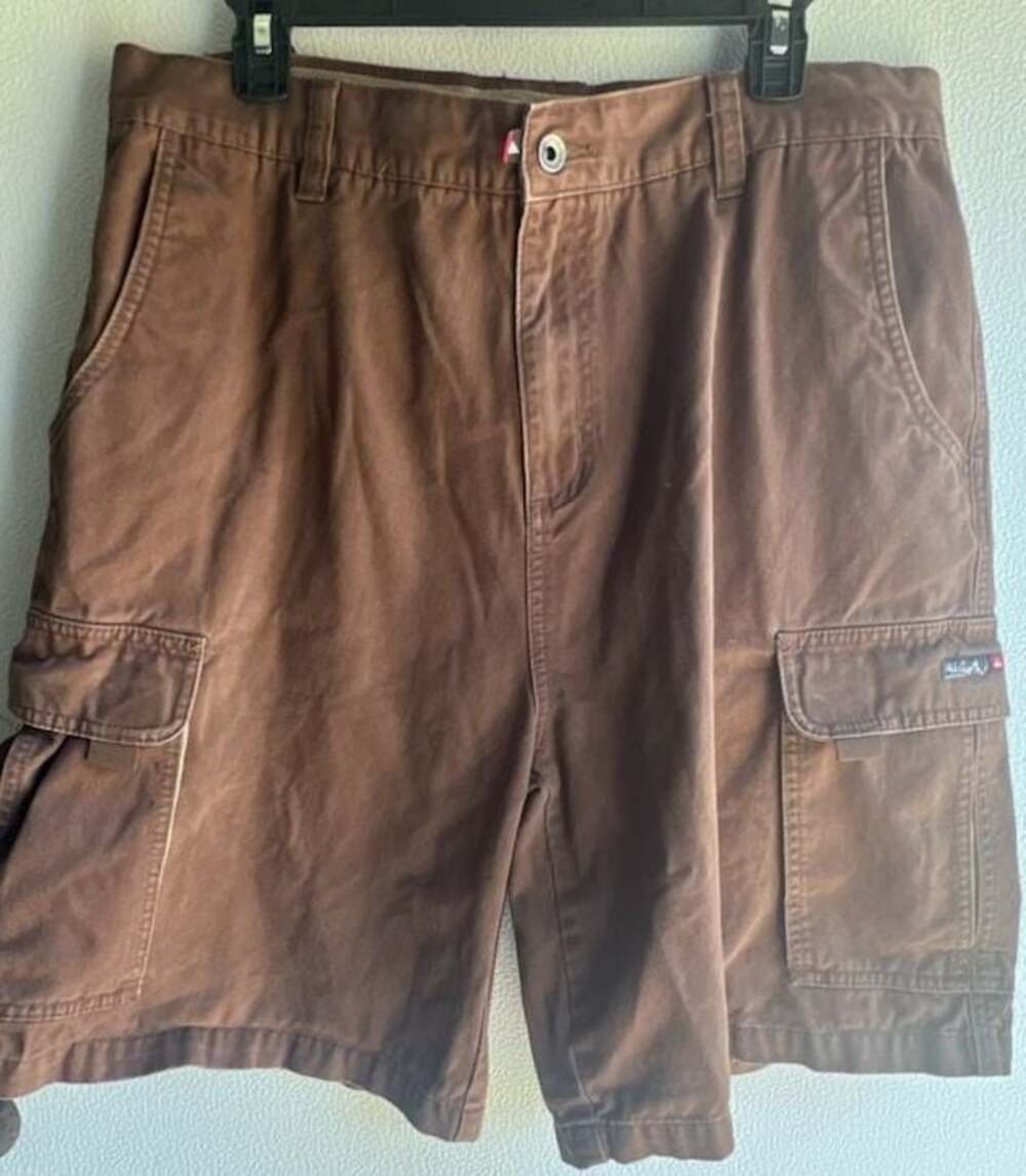 Quiksilver Men's Brown Canvas Cargo Shorts Size 36